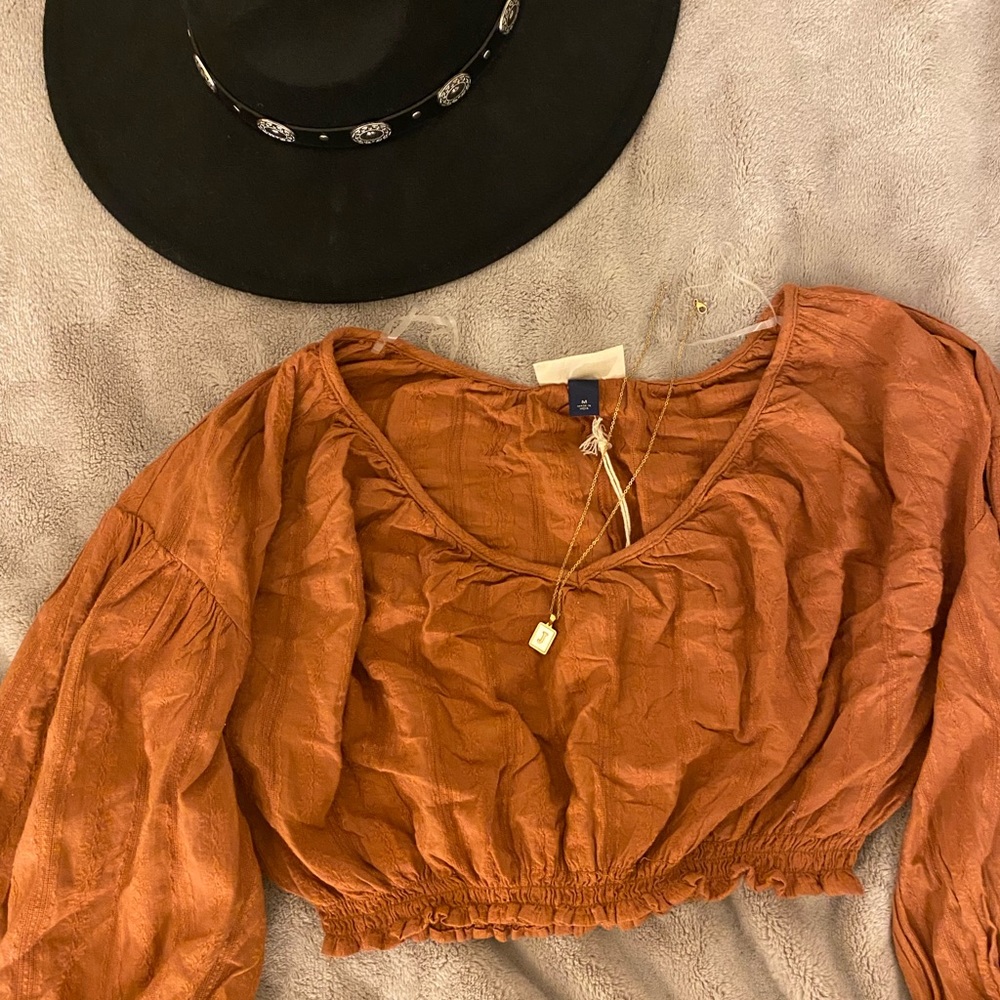Long Sleeve Crop Top